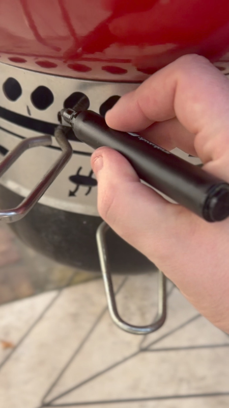 zo controleer je de temperatuur van je weber kettle